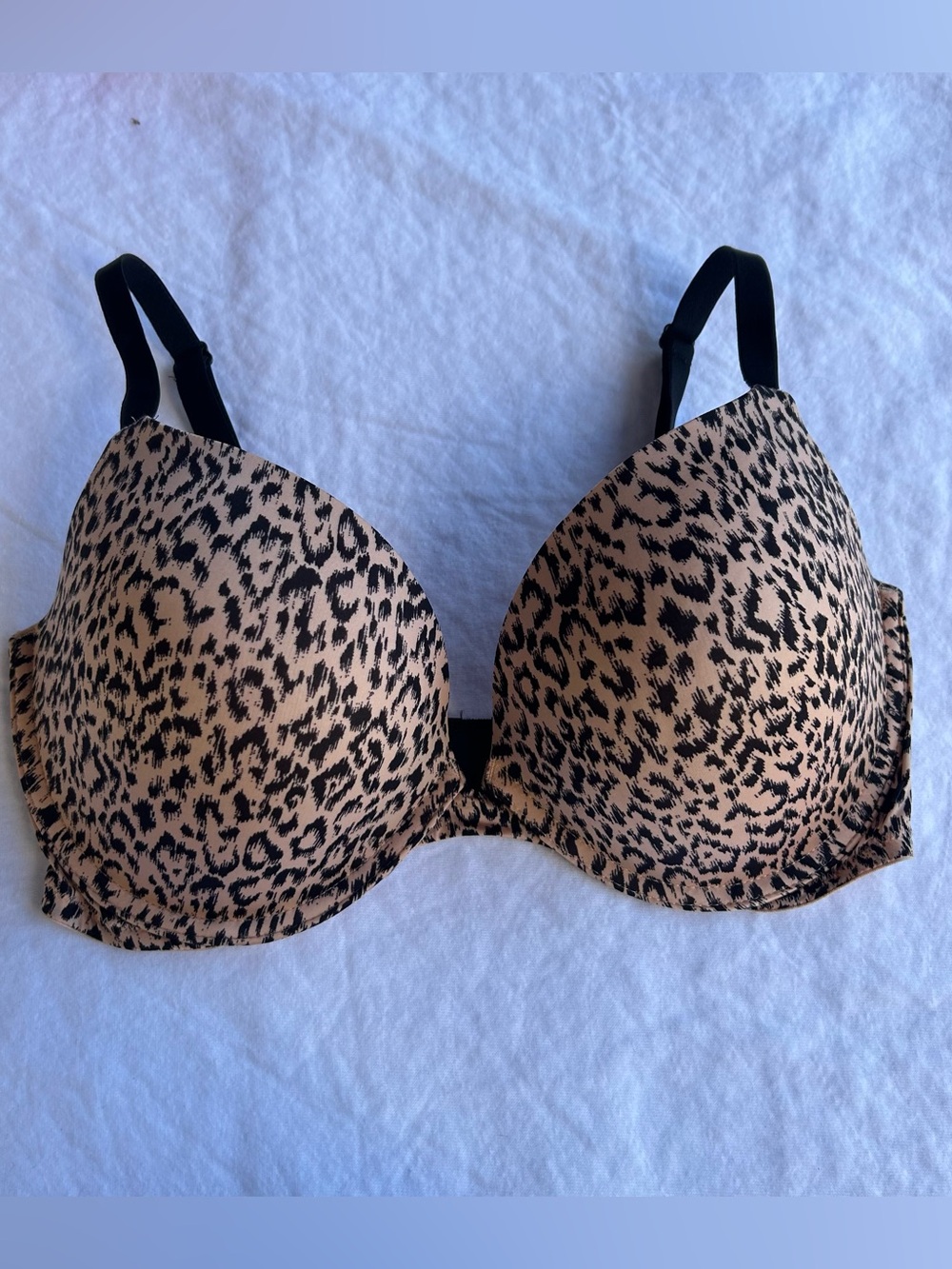 Victoria’s Secret push-up bra leopard animal print 36DD